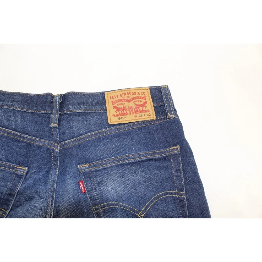 Levis Red Tab 541 Athletic Taper Flex‎ Jeans Mens 33X30 (tag 33x32) Medium Wash